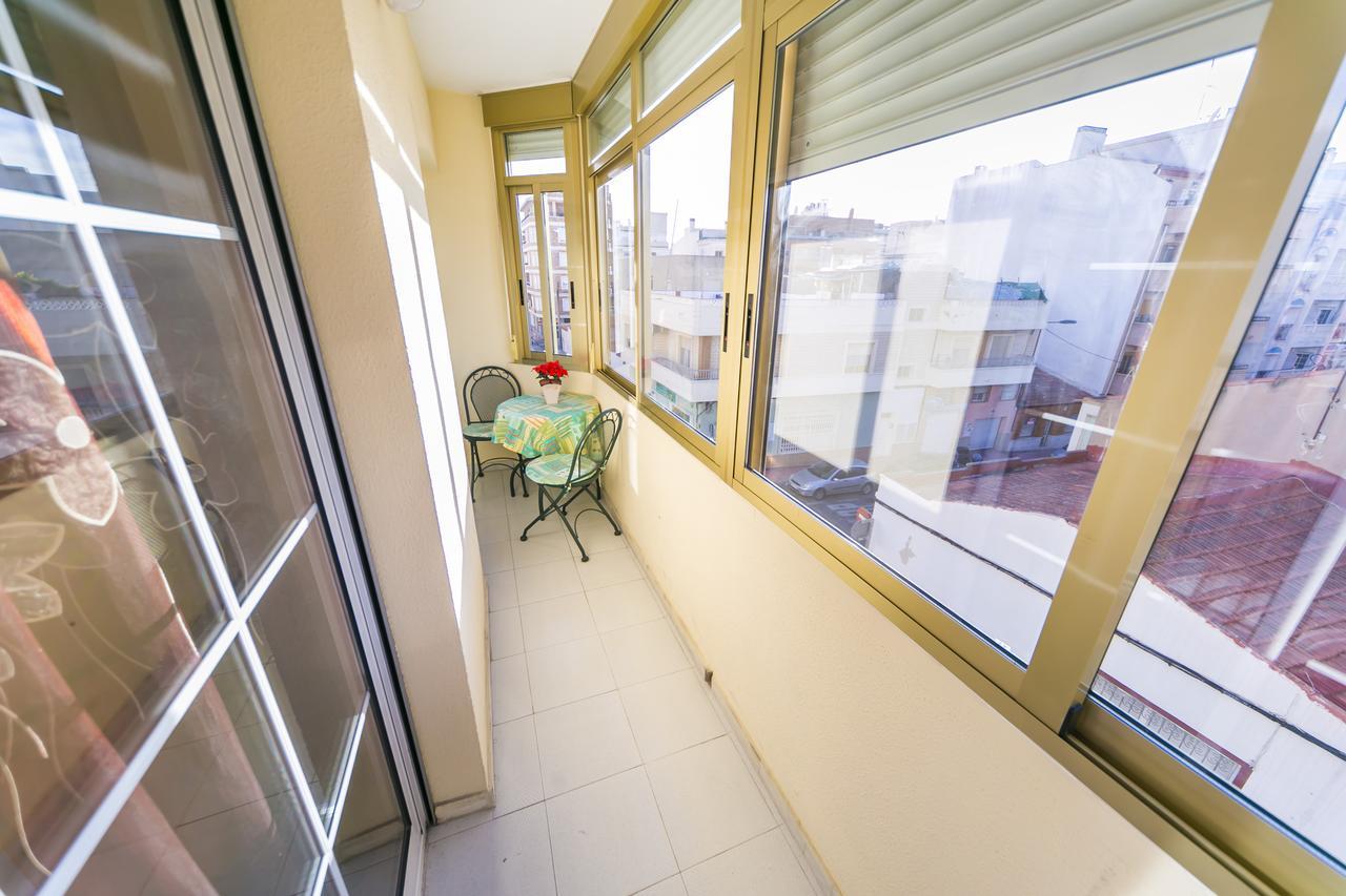 Homely Apartments Calle Apolo Torrevieja Buitenkant foto